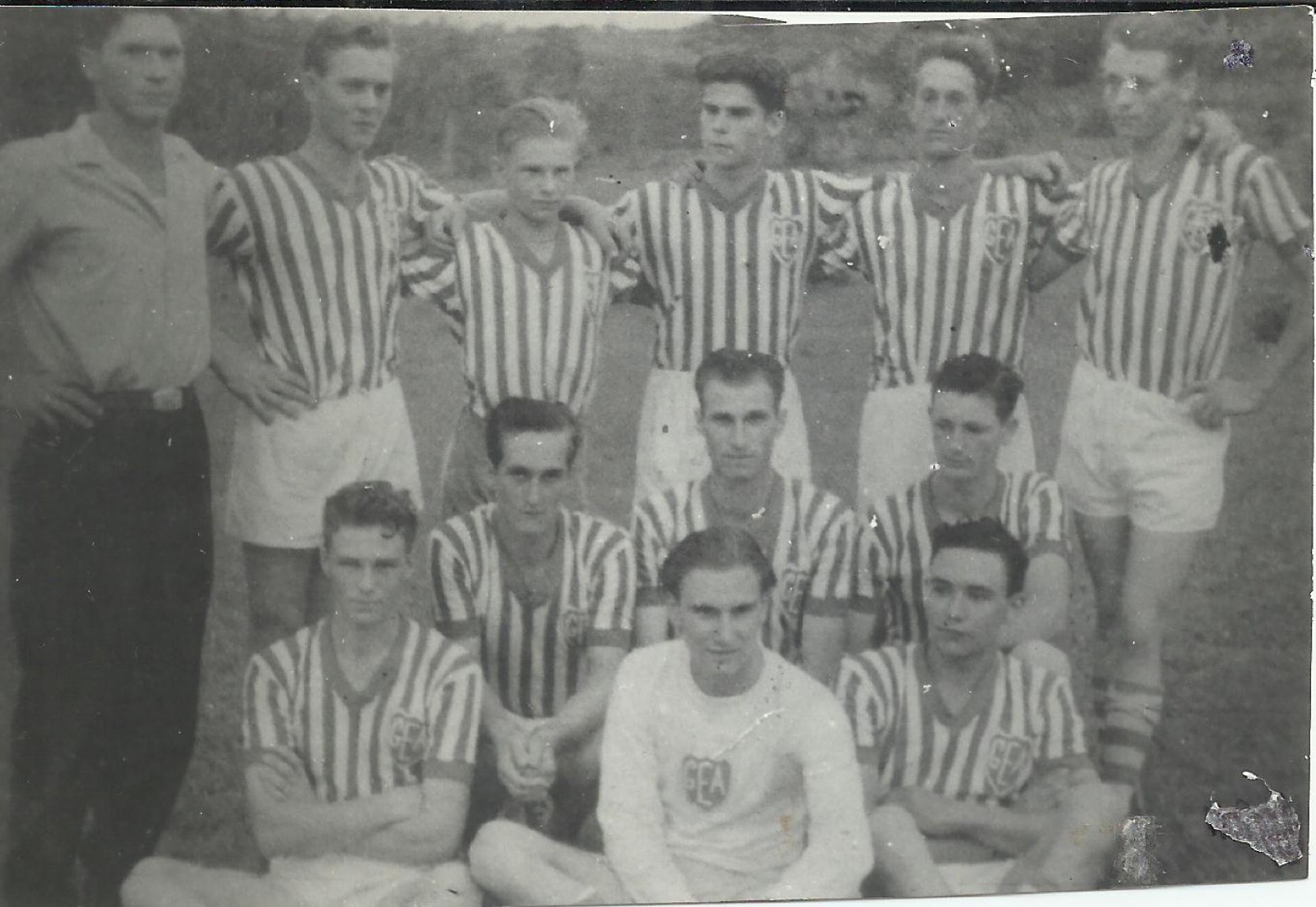 Time do Avante Futebol Clube posando
